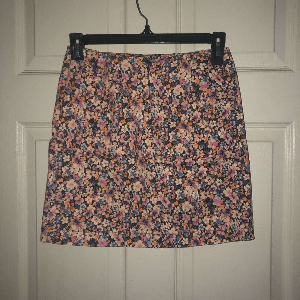 Floral Women's Skirt multicolor- size 2 - Picture 3 of 10